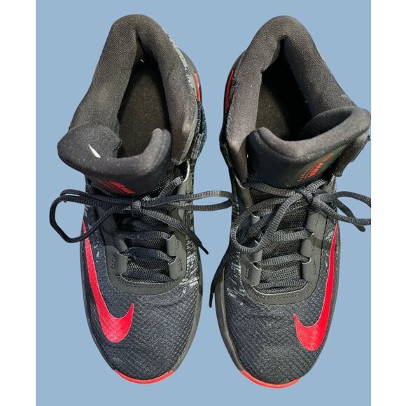 Nike Air Max Infuriate 2 Mid Sneakers Trainers Sz 7.5 Mens Black Red AA7066-066 - Picture 4 of 9